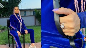 Read more about the article Sister Derby Flaunts Her Promise Ring On The Internet.