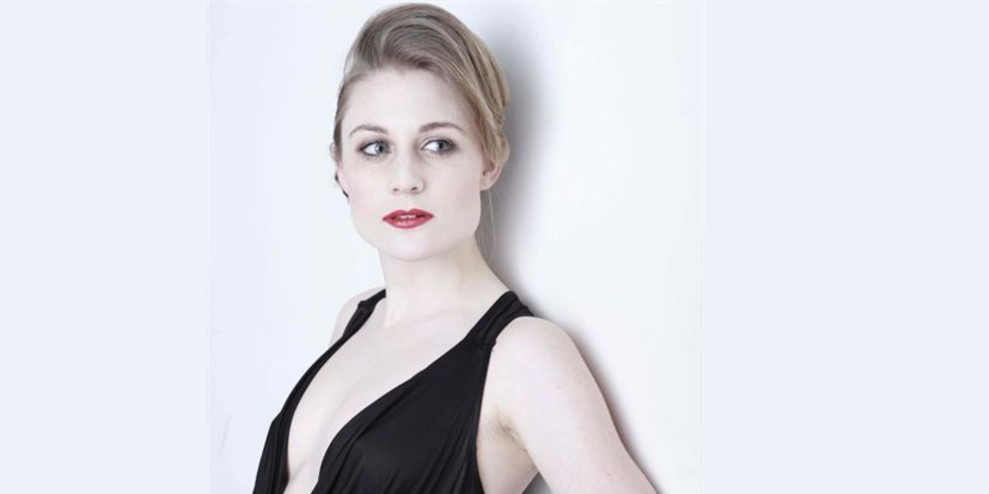 Read more about the article Emma Hiddleston: Everything About Tom Hiddleston’s sister