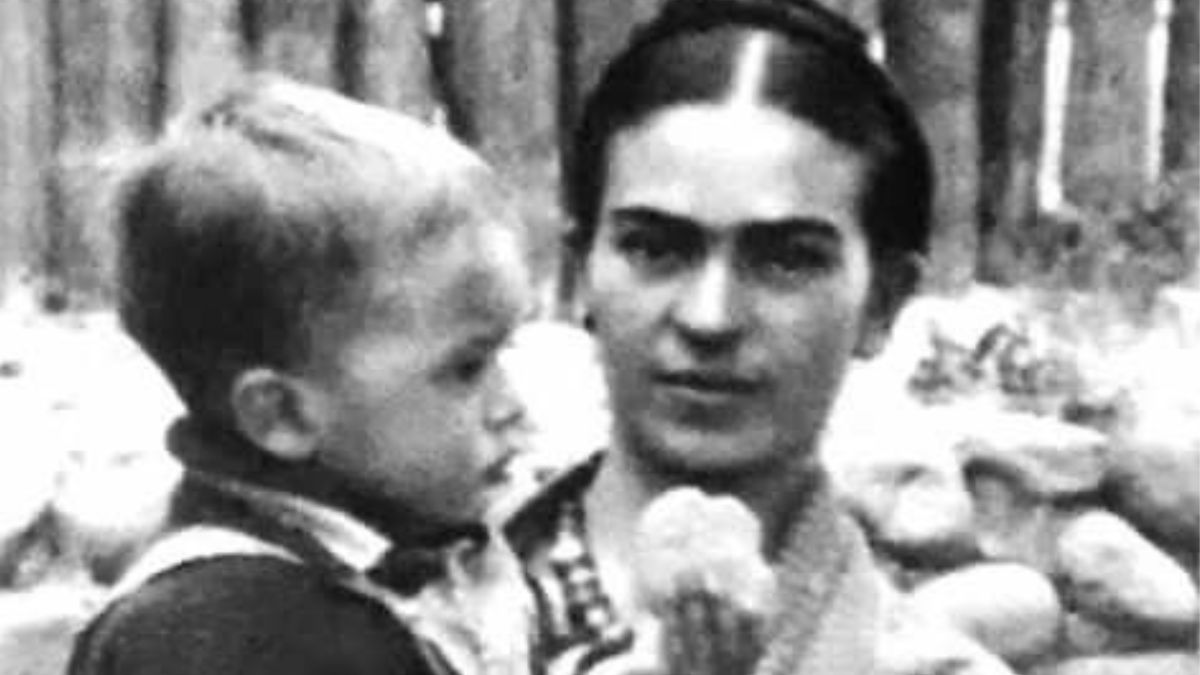 Read more about the article Antonio Pinedo Kahlo: Everything About Cristina Kahlo’s Son