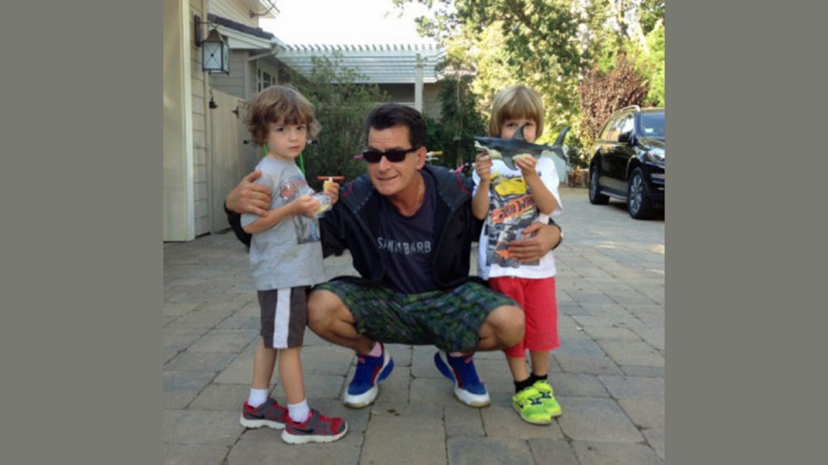 Bob Sheen and Max Sheen- Everything about Charlie Sheen's Twin Sons - Dicy  Trends