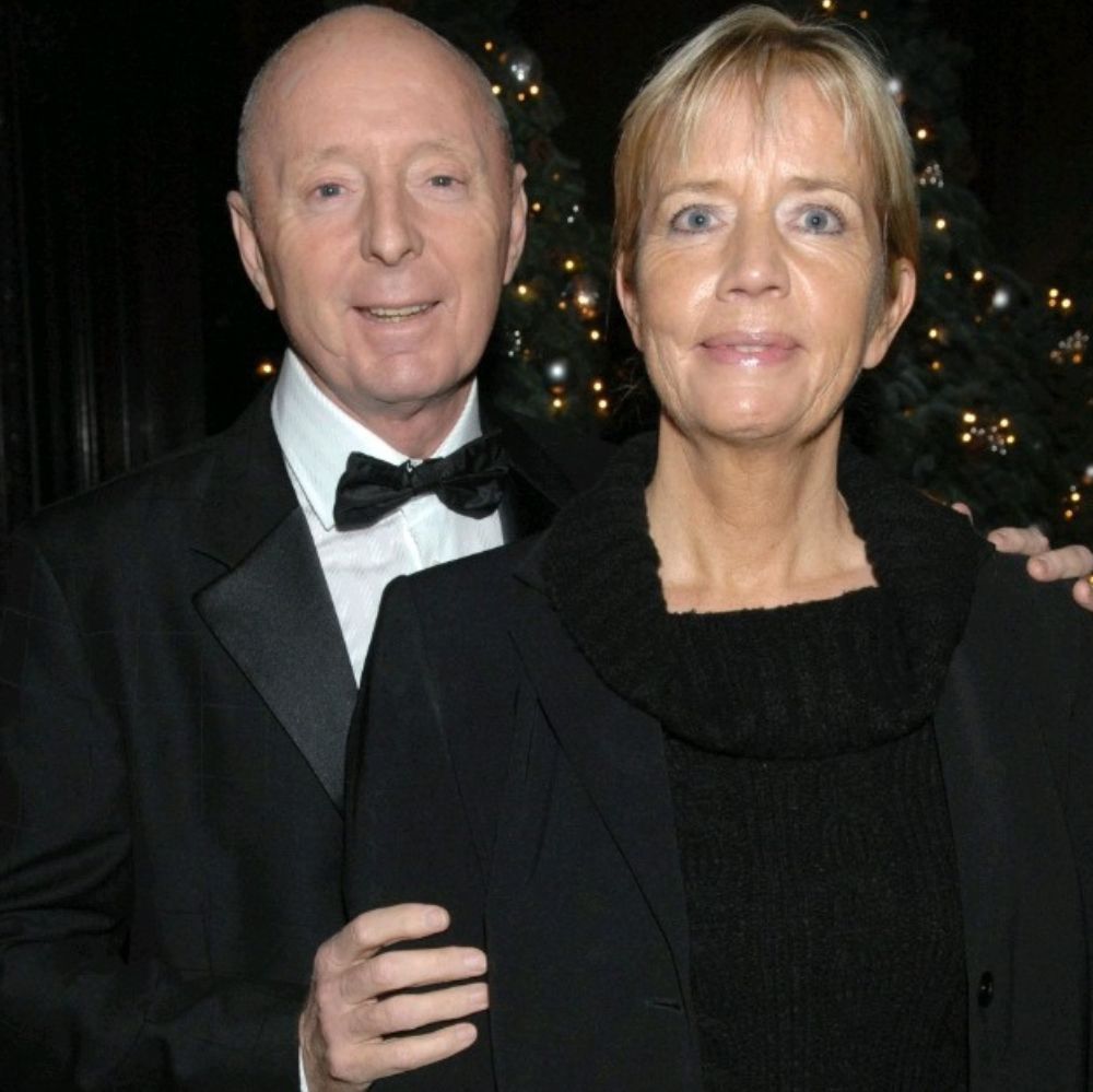 Read more about the article Hazel K Jackson: Facts About Jasper Carrott’s Wife