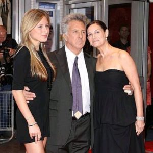 Read more about the article Alexandra Hoffman: Facts About Dustin Hoffman and Lisa Hoffman’s Daughter