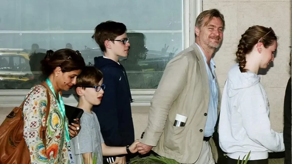 Flora Nolan Meet Christopher Nolan s Daughter Dicy Trends