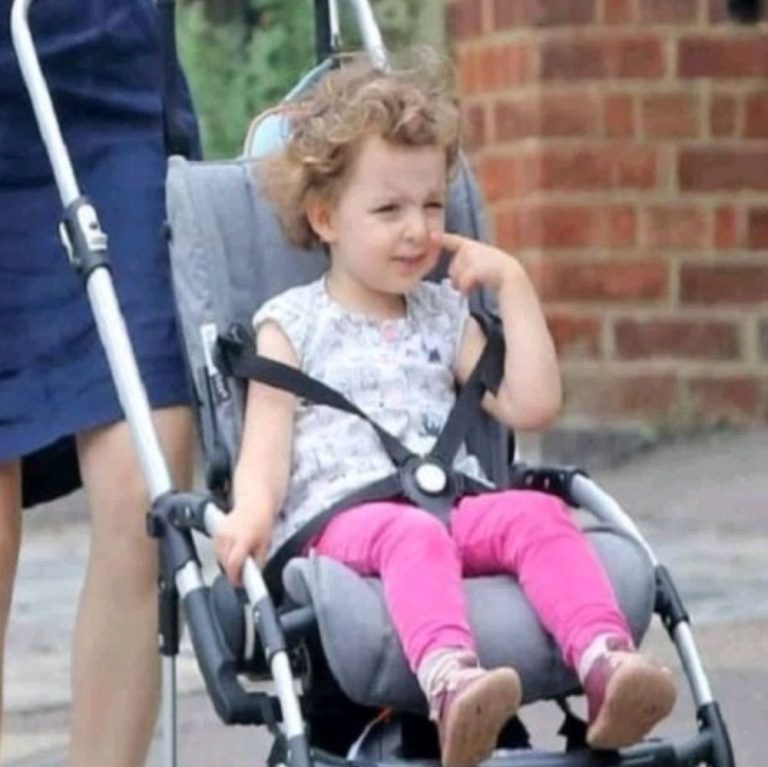 Isla Atkinson Everything About Rowan Atkinson And Louise Ford's