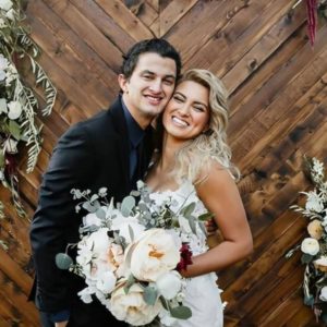 Read more about the article Noah James Kelly: Everything About Tori Kelly’s Brother